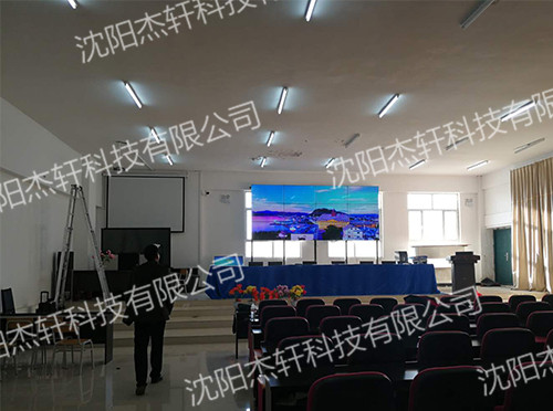 ͨ���м�����ĳ��ѧƴ����Ŀ