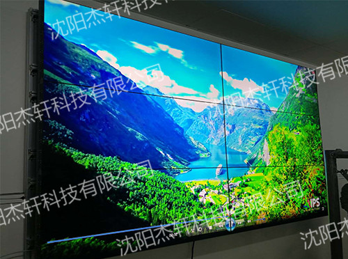 ������У����55��3.5mm��ʾ��